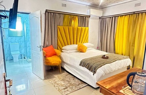 Greater Johannesburg Metropolitan Area Bed & Breakfast | Charming Guest House with Modern Amenities near Top Attractions in Sophiatown!n