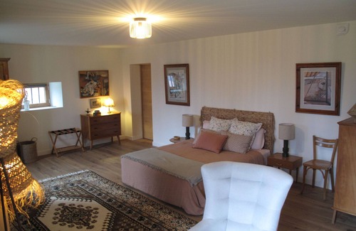 Saint-Berain Bed & Breakfast | Charming guest house with gym and homemade meals