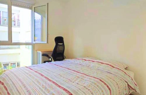 L'Hay-les-Roses House | Charming Guest Room Near Metro 14