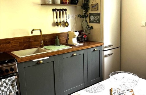 Montargis Bed & Breakfast | Charming Guest Room in Montargis