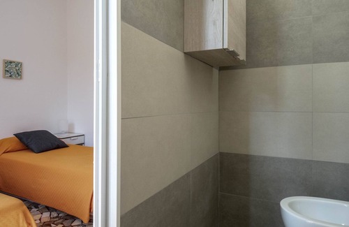 Castel San Pietro Terme House | Charming Guest Room in Frassino with Private Entrance