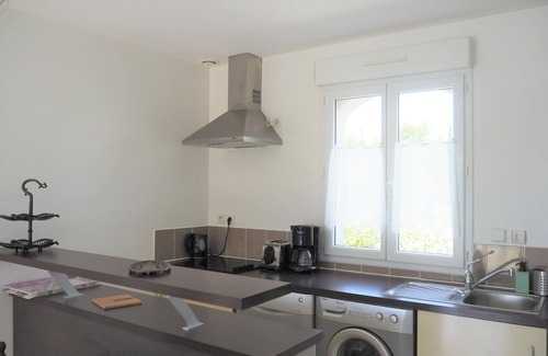 L'Isle-sur-la-Sorgue House | Charming Holiday Villa with Pool