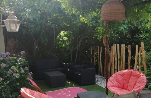 La Londe-les-Maures House | CHARMING HAMLET HOUSE FOR 8 PEOPLE 4 AIR-CONDITIONED BEDROOMS AND HEATED POOL