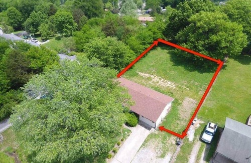 Hendersonville House | Charming Hendersonville Home with a Spacious Fenced Backyard