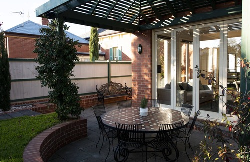 Ballarat House | Charming Historic Home With Modern Interior - In The Heart Of Ballarat