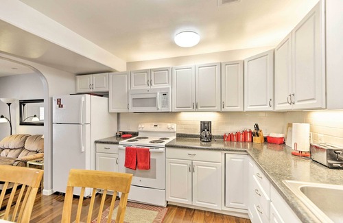 Laramie Condo | Charming Historic Condo - Walk to Downtown & UW