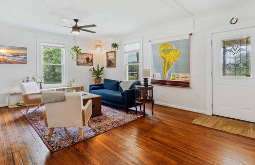 Hurdle Mills House | Charming historic farm house
