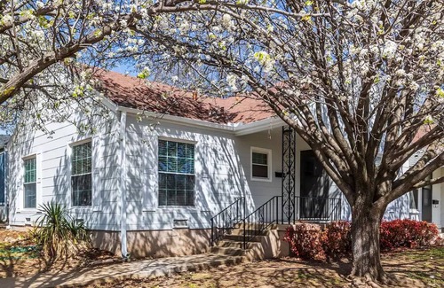 Fort Worth House | Charming home 3min from Dickies Arena!