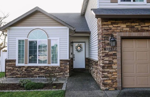 Five Corners House | Charming home-away-from home. Great location.