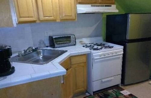 East Flatbush House | Charming home away from home Preview listing