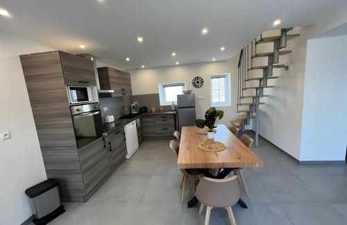 Parigne-lʼEveque House | Charming Home in Parigné-l Évêque near Le Mans