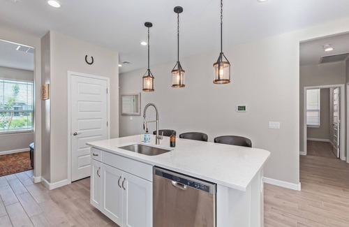 Estrella Mountain Ranch House | Charming Home in Goodyear- Firepit/BBQ/Putting