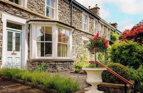 Staveley House | Charming Home in Staveley