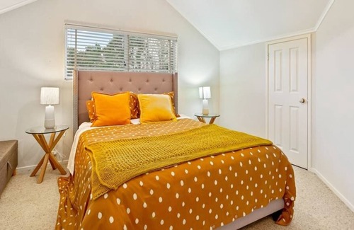 Karaka House | Charming Home in Tranquil Rural Karaka