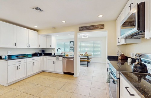 Bokeelia House | Charming home near the ocean with gas grill, AC & Wifi