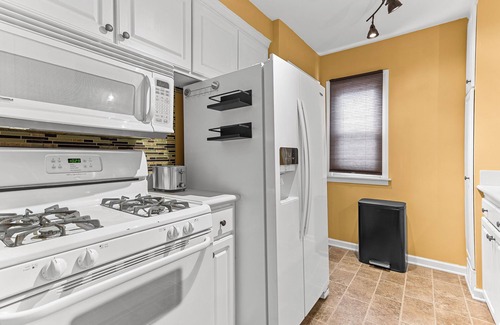 Royal Oak House | Charming Home, Walkable to Downtown Royal Oak