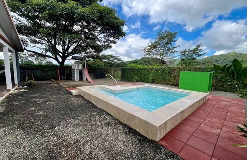Veintisiete de Abril House | CHARMING HOME WITH PRIVATE POOL - CLOSE TO BEACH AND PET FRIENDLY - NATURE