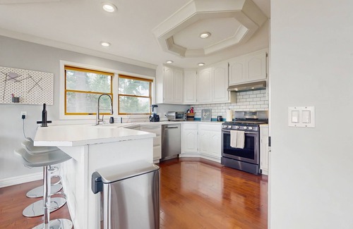Richmond Beach House | Charming home with expansive views, dog-friendly, large yard with yard games