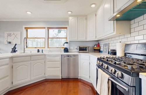 Richmond Beach House | Charming home with expansive views, dog-friendly, large yard with yard games