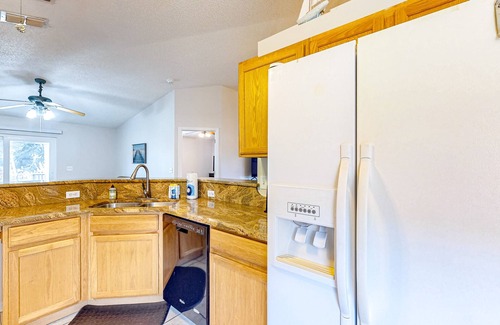 Tropic House | Charming home with private pool & lanai - centrally located