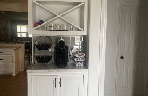 Lake Charles House | Charming home with Oak Tree lined streets in the heart of Lake Charles.