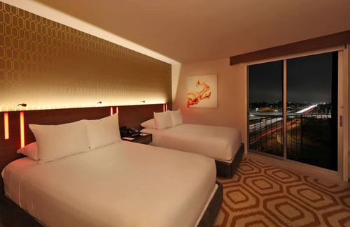 Los Angeles Hotel | Charming Hotel near the Getty! Rooftop Dining, Outdoor Pool, Iconic Views!