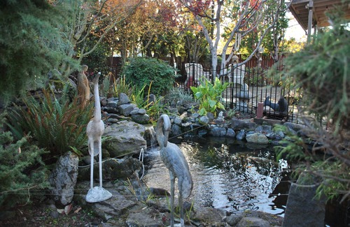 Beaverton House | Charming house for 19. Huge beds, bathrooms on main floor.