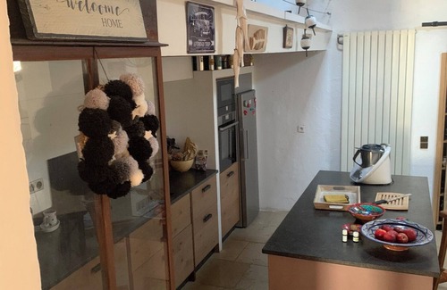 Alleins House | Charming house for rent in the heart of Provence!