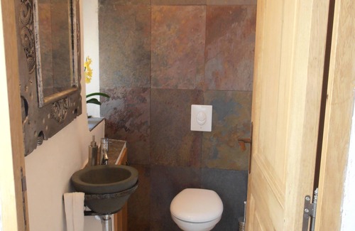 Lancon-Provence Other | Charming house, air-conditioning, 10km beach, heated swimming pool not overlooked