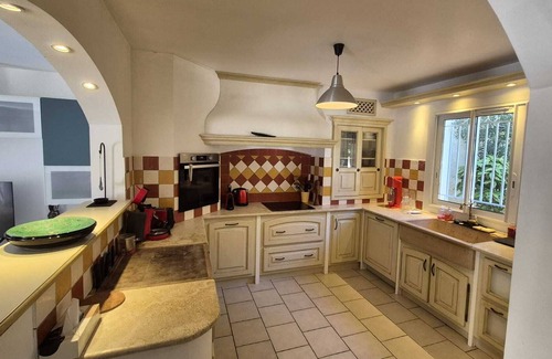 Sausset-les-Pins Villa | Charming house with private pool, 100 m from the sea