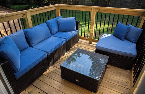 Royal Manor House | Charming House: Game room, Cinema, 5min to Airpt/Easton mall, 12 min OSU/New Alb