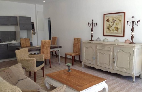 Sanary-sur-Mer House | charming house in dead end near beach and town center