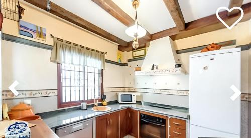 El Bosque House | Charming house in El Bosque + private pool