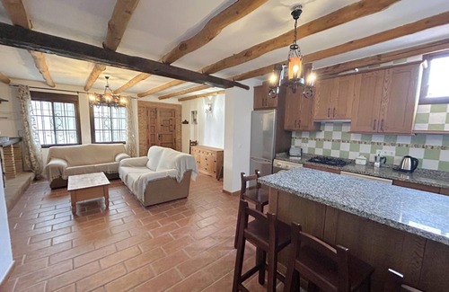 Gaucin Cottage | Charming house in Gaucín with terrace and fireplace