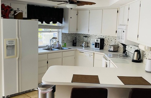 Joel House | CHARMING HOUSE