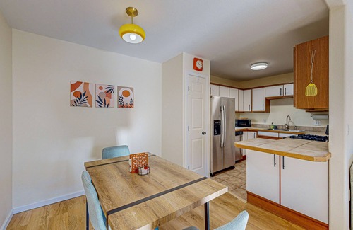 Pagosa Springs House | Charming house with full kitchen, W/D, private backyard & great location