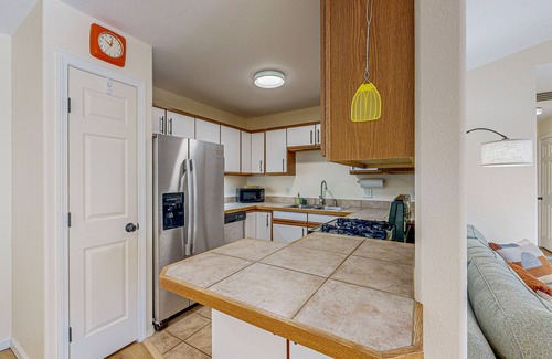 Pagosa Springs House | Charming house with full kitchen, W/D, private backyard & great location