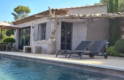 Sainte-Tulle House | Charming house with swimming pool in exceptional setting