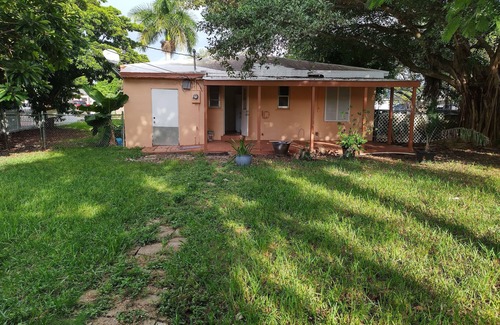 Homestead House | Charming house with AC in fabulous Homestead