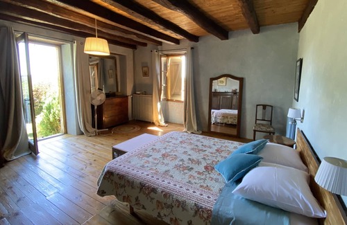 Loubejac House | Charming house with enclosed garden