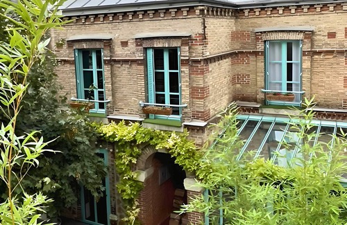 Montrouge House | Charming house with garden 3 double bedrooms 5 mins from Montrouge metro station