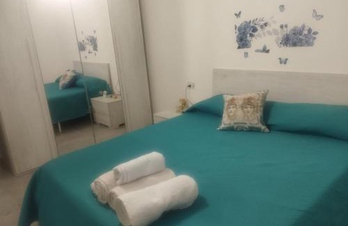 Arenella Apartment | Charming House with Pool in Arenella, Air Conditioning