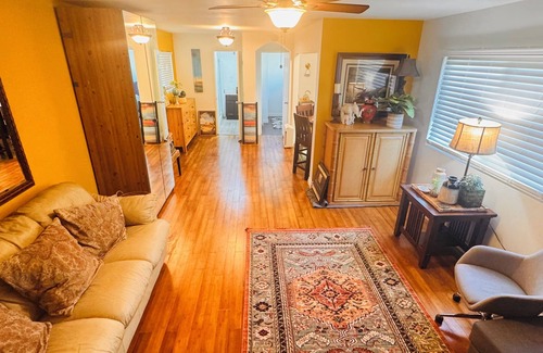 Santa Ana House | Charming house with WiFi and AC in wonderful Santa Ana
