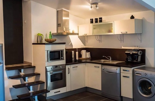 La Ciotat Apartment | Charming independent house in La Ciotat Mer property