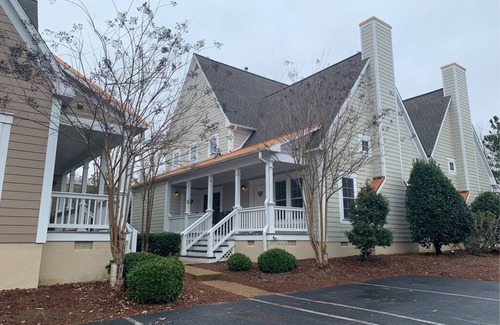 Lackey Cottage | Charming King's Creek 3 Bedroom Cottage