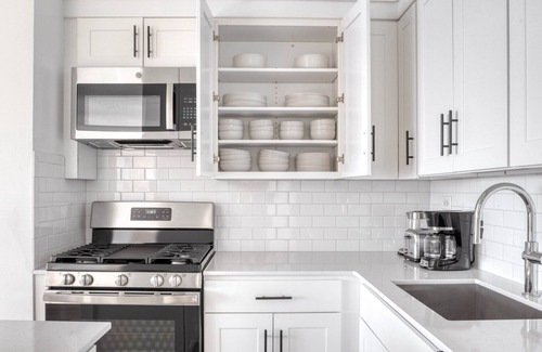 Peter Cooper Village Apartment | Charming Kips Bay 2BR w/W/D, Doorman & Roof, nr Bellevue, by Blueground