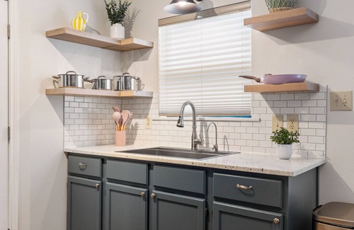 Quitman House | Charming Lake Fork waterfront 3-bedroom house with boat dock