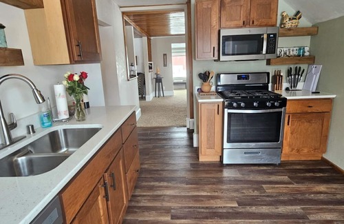Fremont Cottage | Charming Lake Poygan Farmhouse – Peaceful Escape for Families & Outdoor Lovers