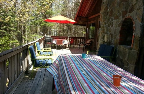 Wilmington Ski Chalet | Charming Lake Raponda area 4-bedroom chalet. Only 20 minutes from Mount Snow.