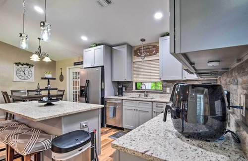 Lake Panasoffkee House | Charming Lake Panasoffkee Abode on 2 Acres!
